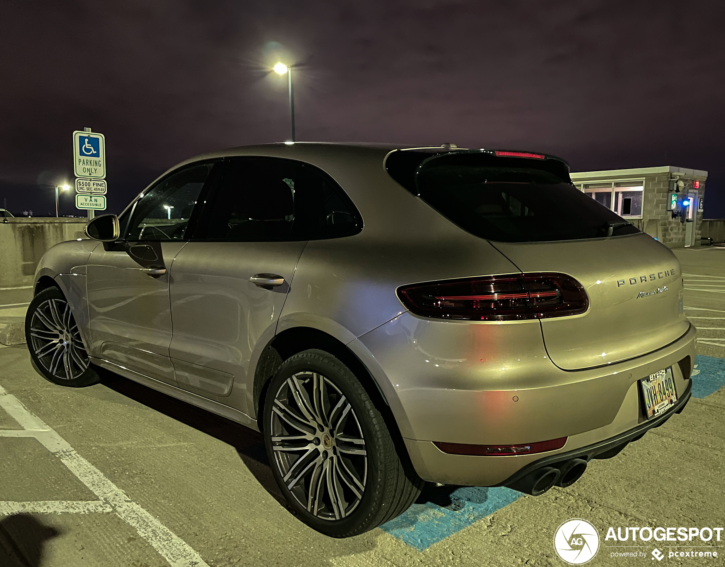 Porsche 95B Macan Turbo