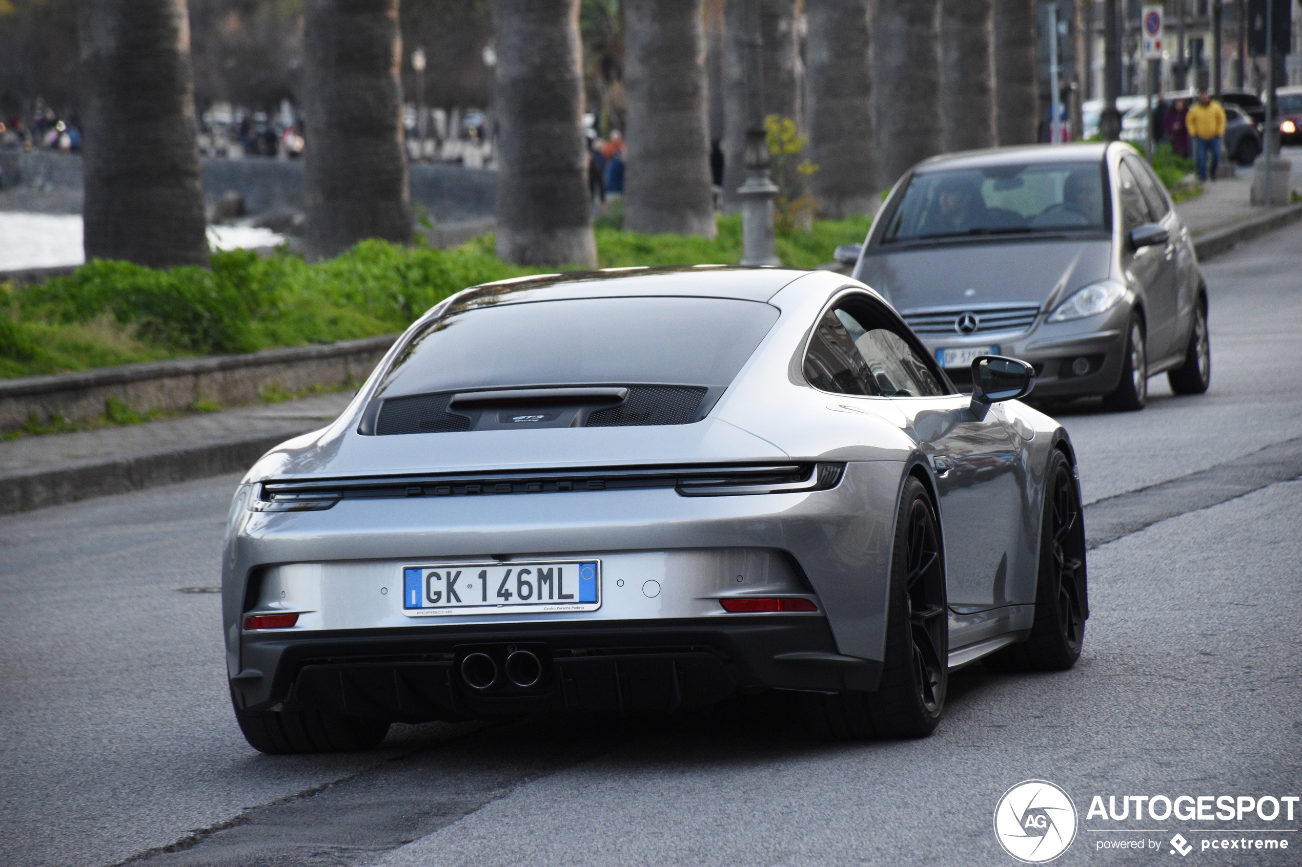 Porsche 992 GT3 Touring