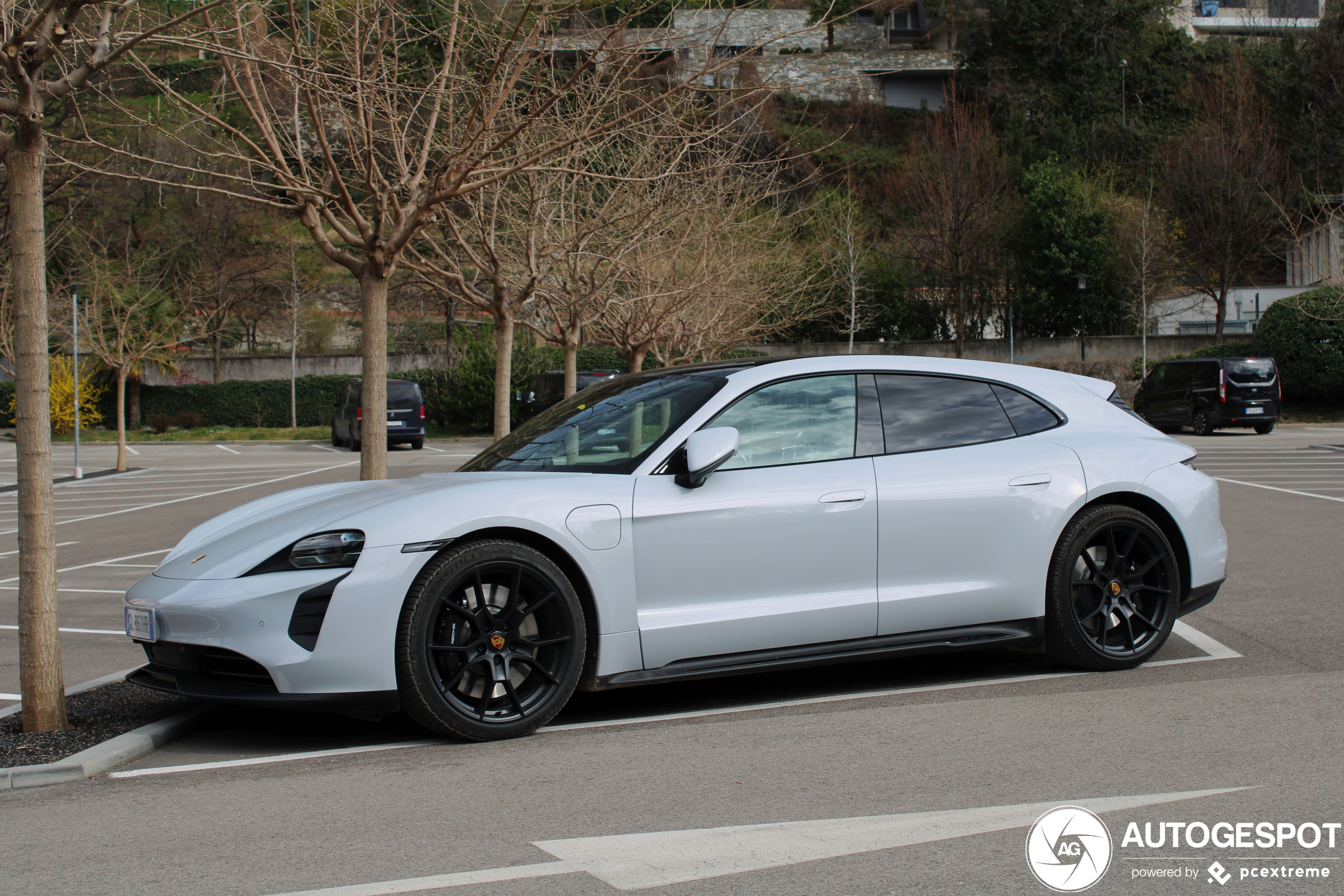 Porsche Taycan GTS Sport Turismo