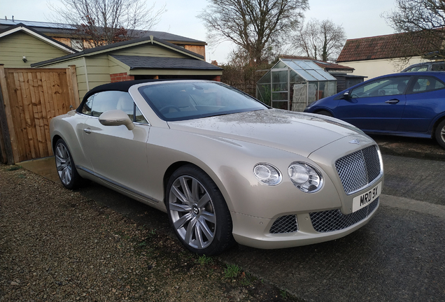 Bentley Continental GTC 2012