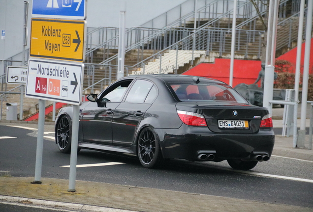 BMW M5 E60 2005