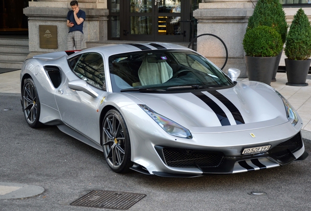 Ferrari 488 Pista