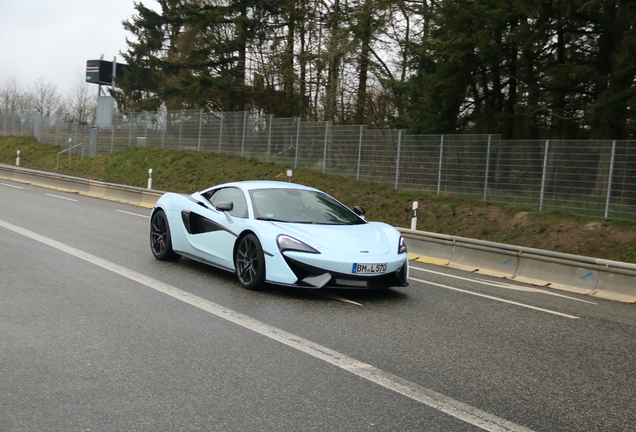 McLaren 570S