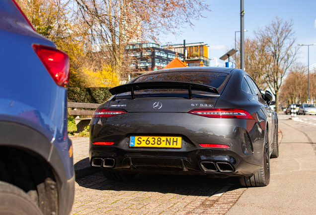 Mercedes-AMG GT 63 S X290