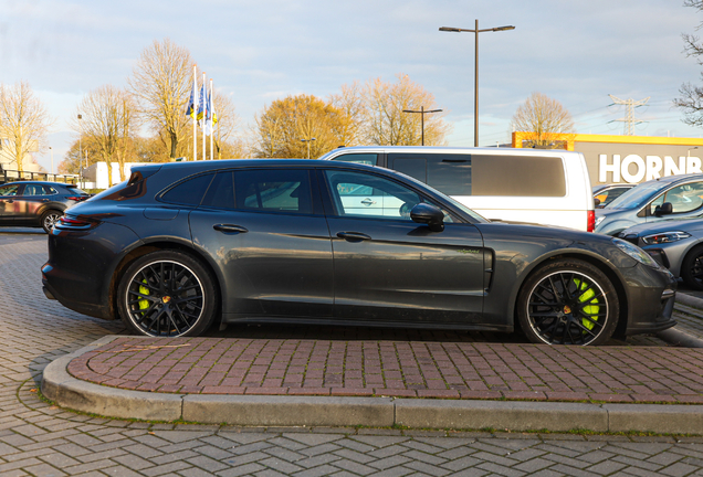 Porsche 971 Panamera Turbo S E-Hybrid Sport Turismo