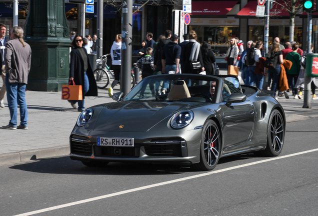 Porsche 992 Turbo Cabriolet