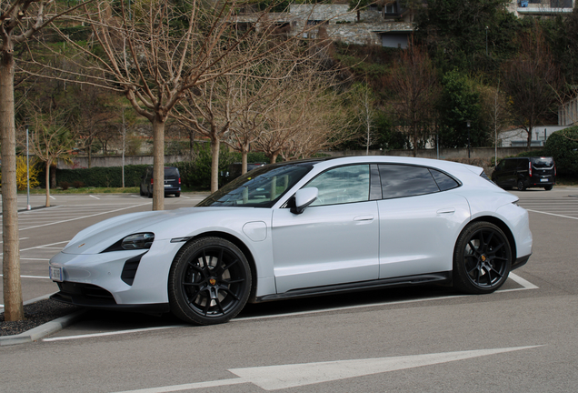 Porsche Taycan GTS Sport Turismo