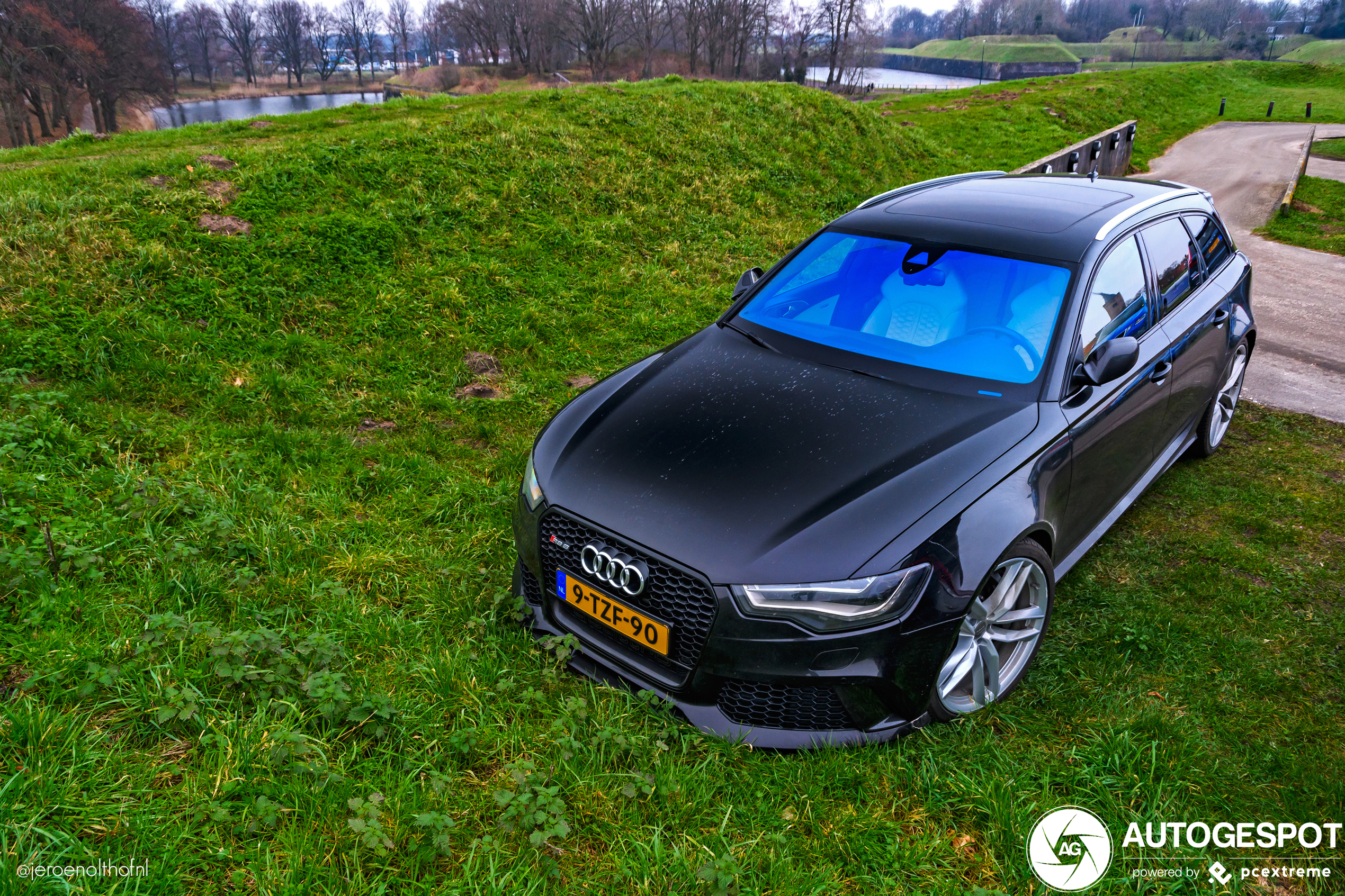 Audi RS6 Avant C7