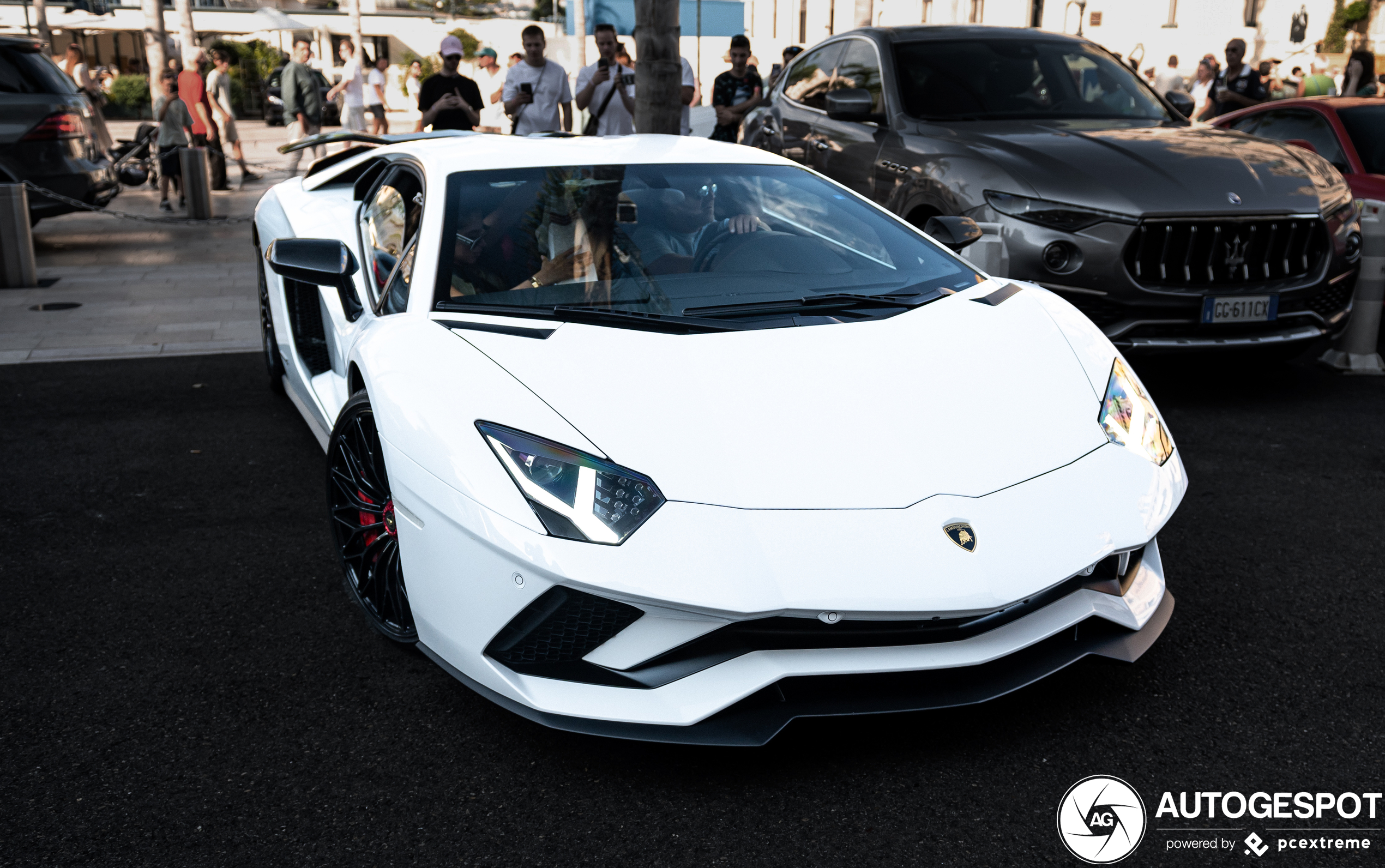 Lamborghini Aventador S LP740-4