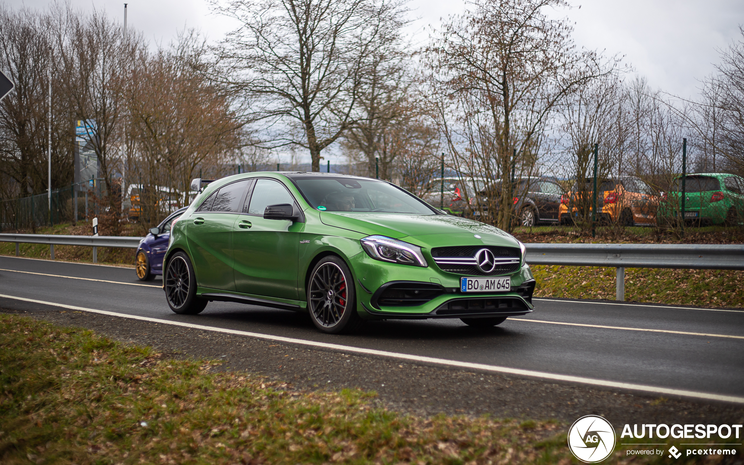 Mercedes-AMG A 45 W176 2015