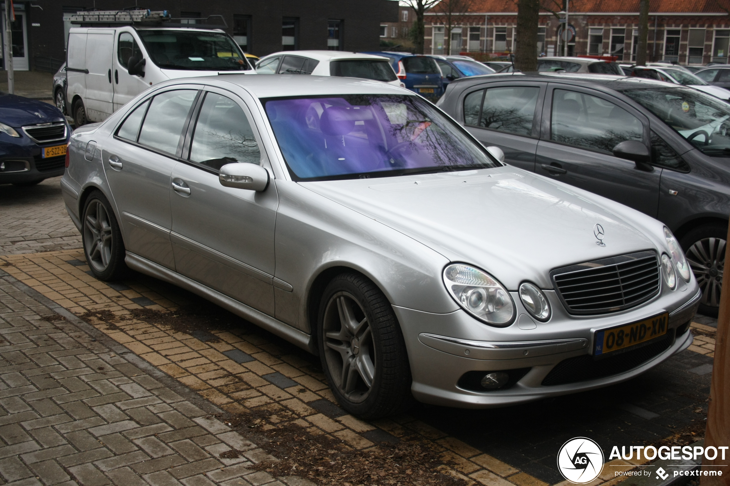 Mercedes-Benz E 55 AMG