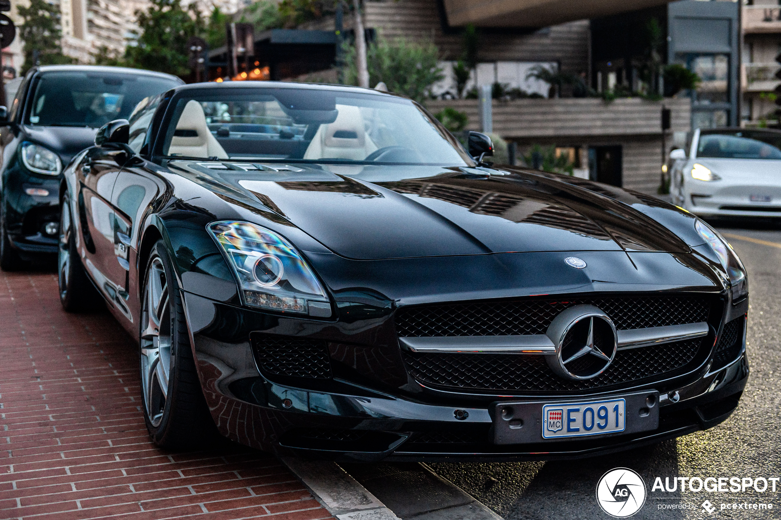 Mercedes-Benz SLS AMG Roadster