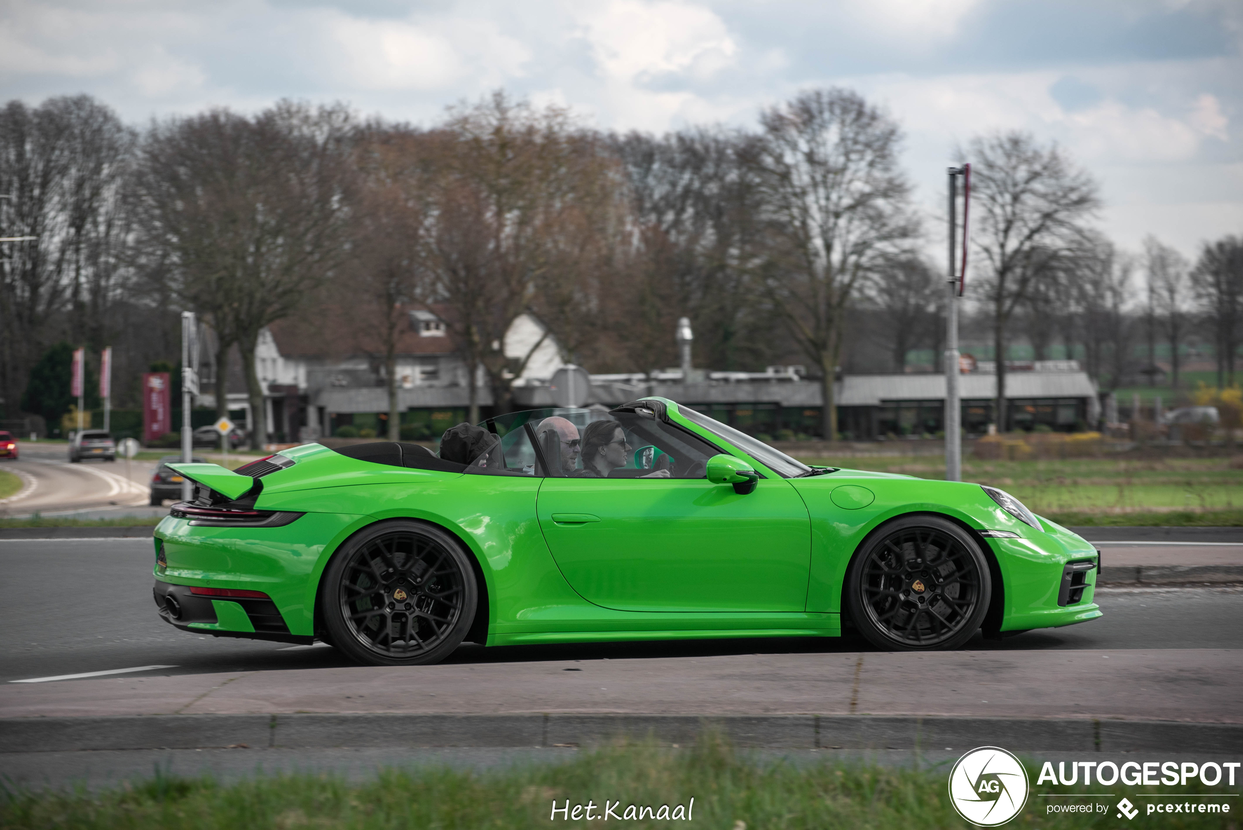 Porsche 992 Carrera 4S Cabriolet