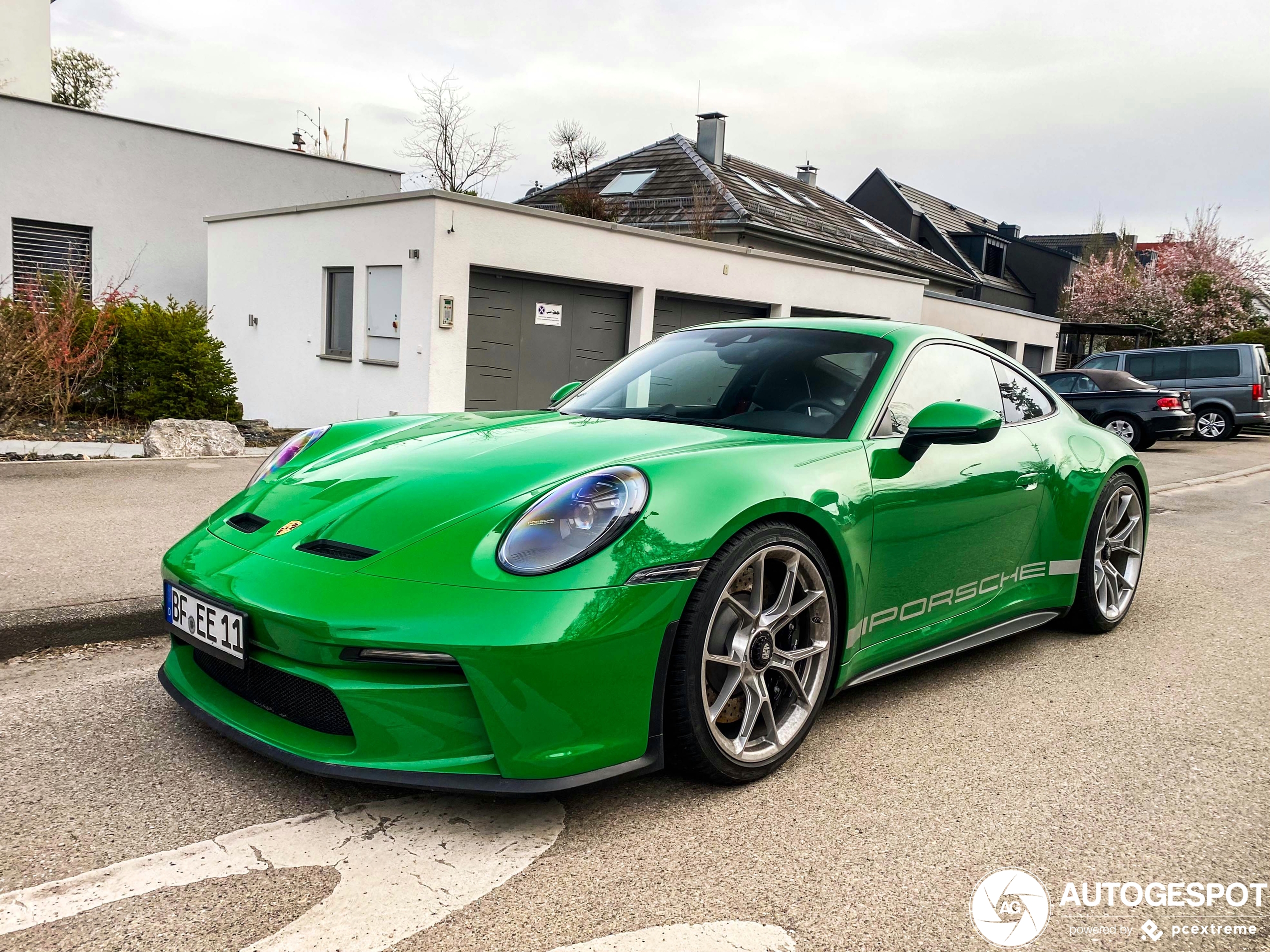 Porsche 992 GT3 Touring