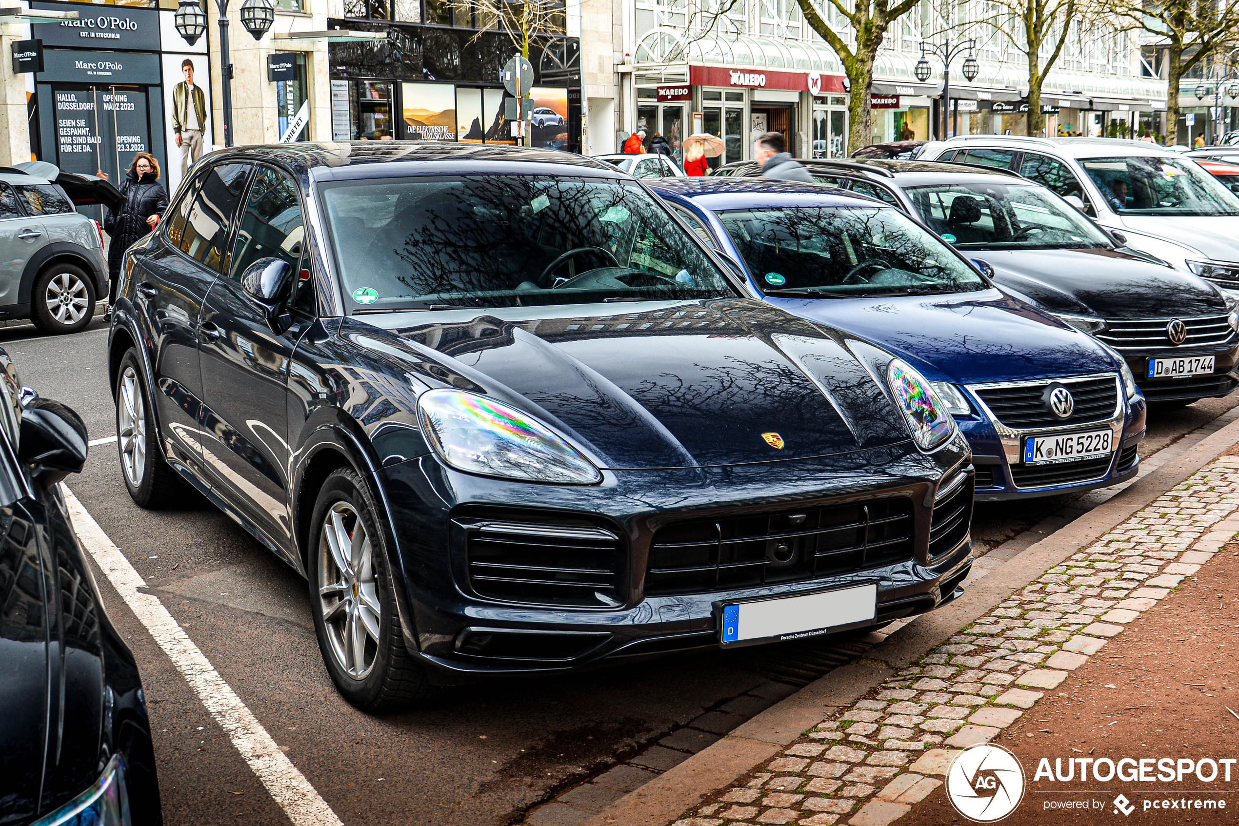 Porsche 9YA Cayenne GTS