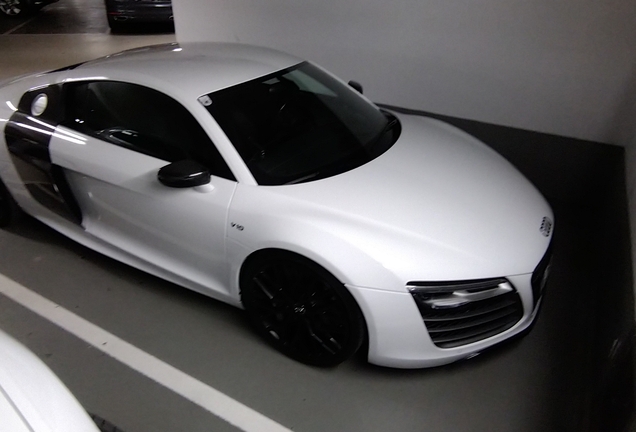 Audi R8 V10 2013