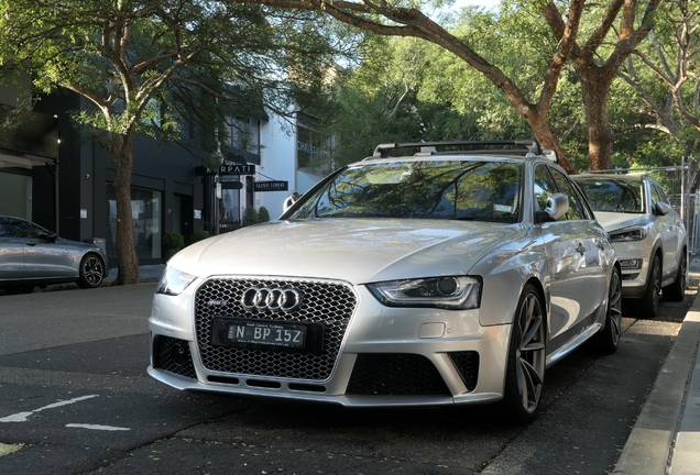 Audi RS4 Avant B8