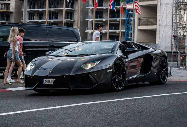 Lamborghini Aventador LP700-4 Roadster