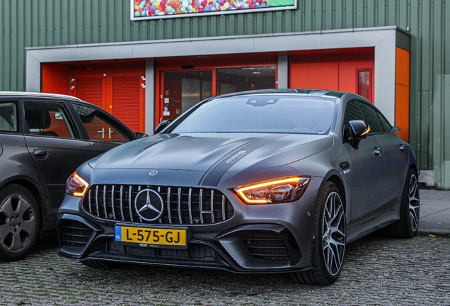 Mercedes-AMG GT 63 S X290