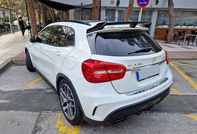 Mercedes-Benz GLA 45 AMG X156