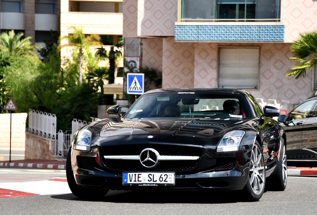 Mercedes-Benz SLS AMG