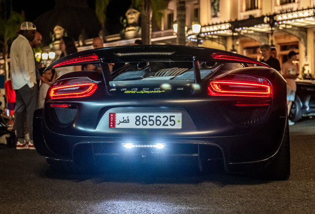 Porsche 918 Spyder Weissach Package