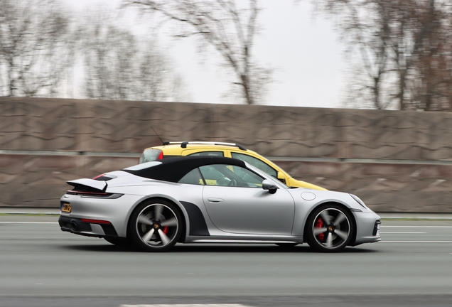 Porsche 992 Carrera S Cabriolet