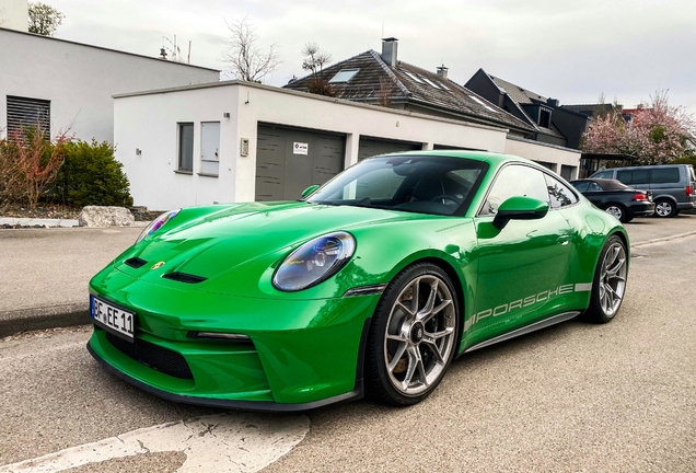 Porsche 992 GT3 Touring