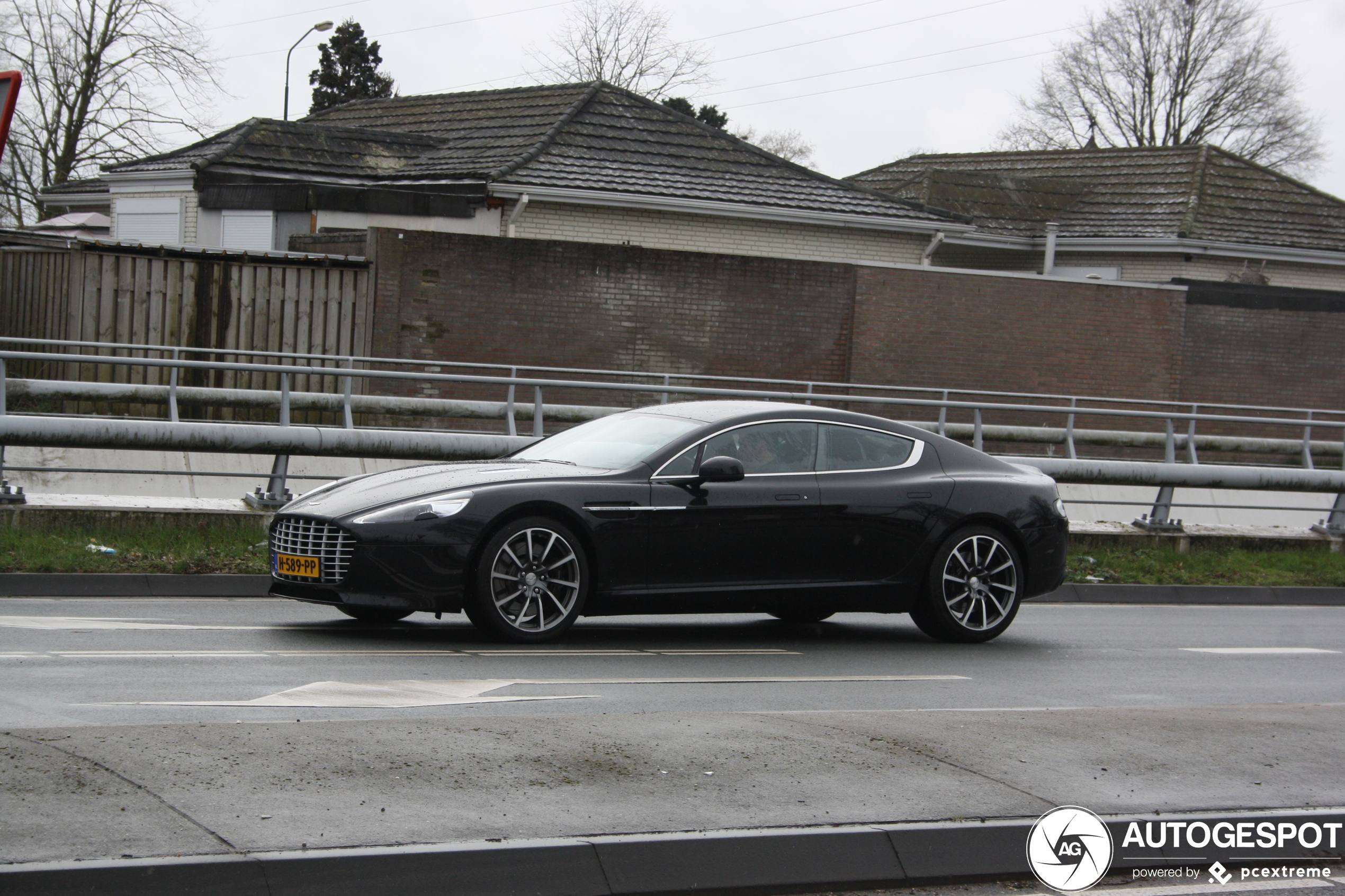 Aston Martin Rapide S