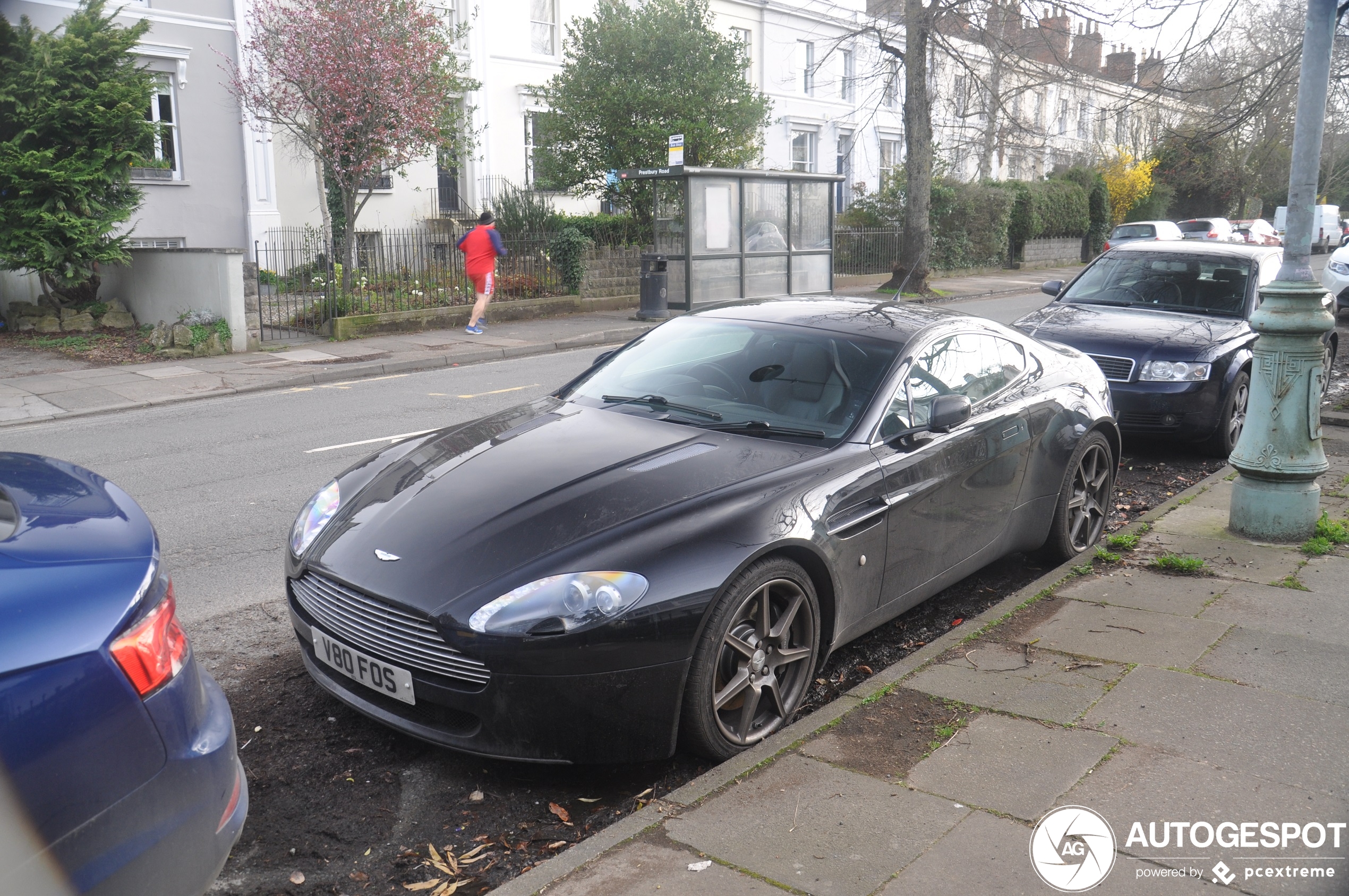 Aston Martin V8 Vantage