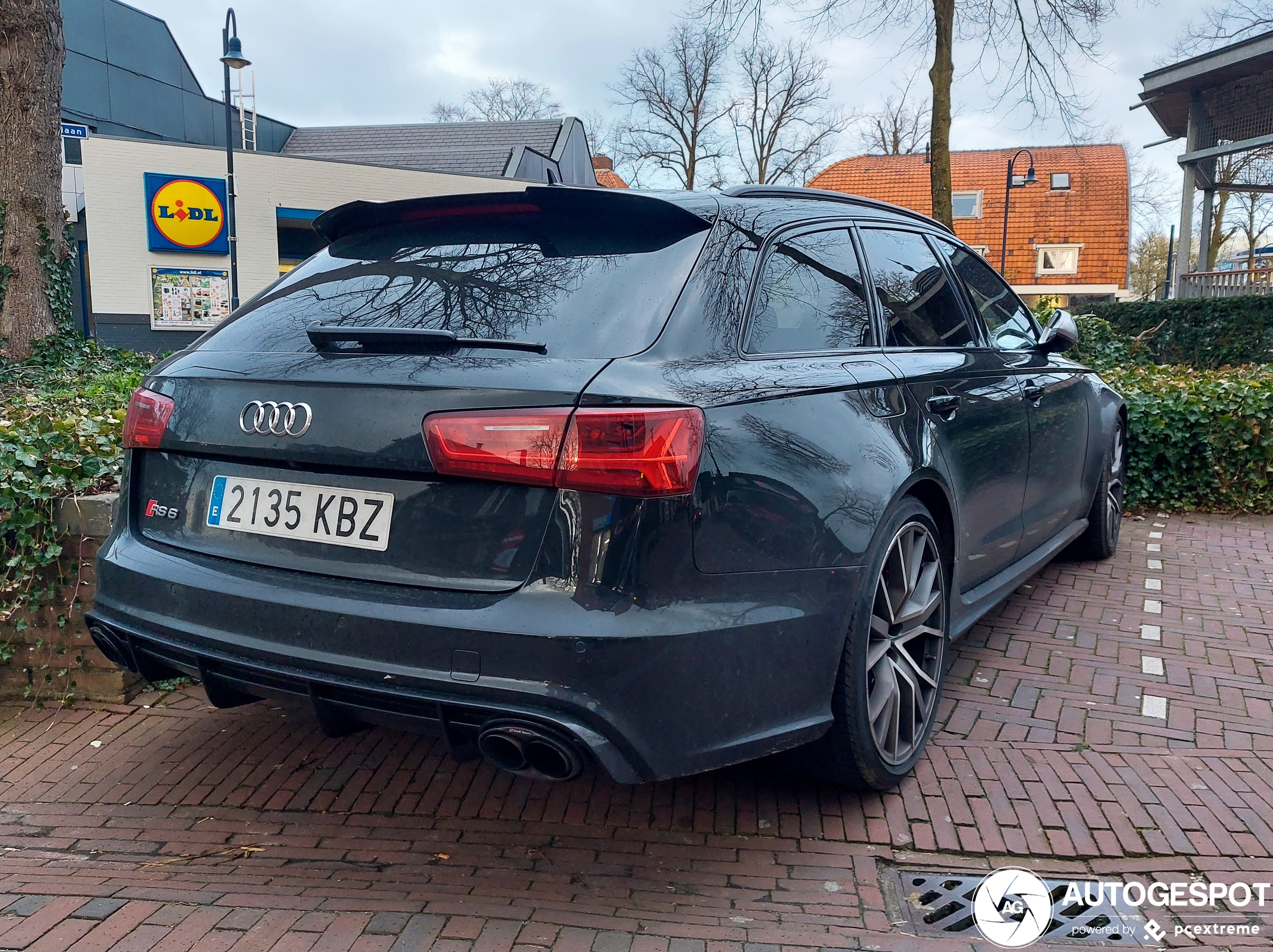 Audi RS6 Avant C7 2015