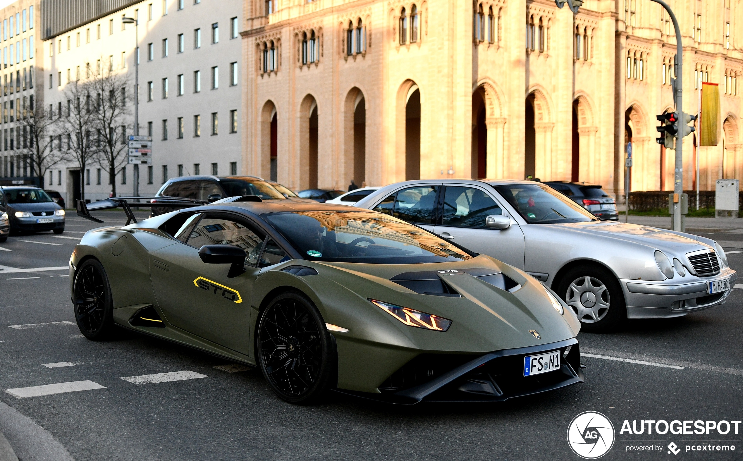 Lamborghini Huracán LP640-2 STO