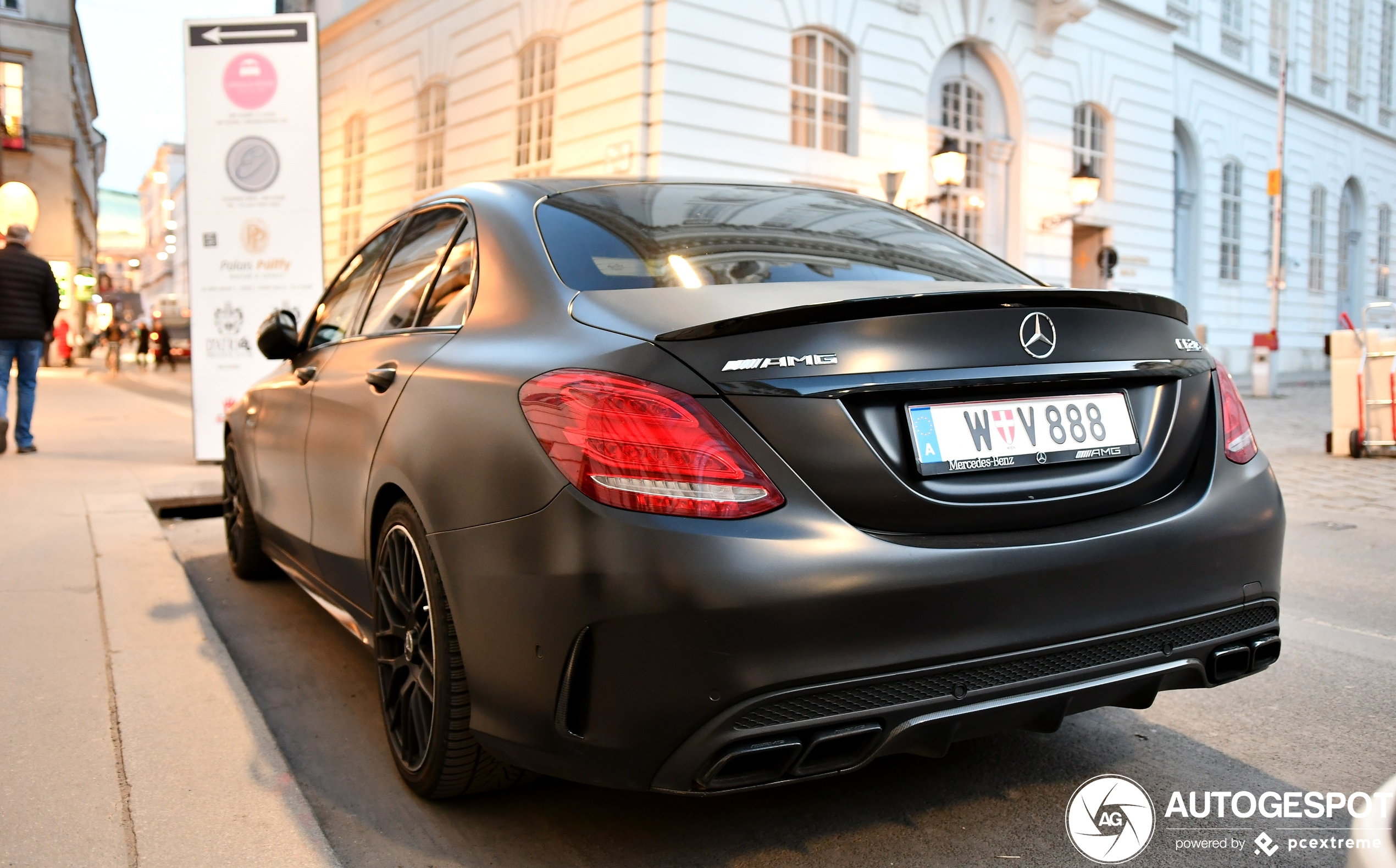 Mercedes-AMG C 63 S W205