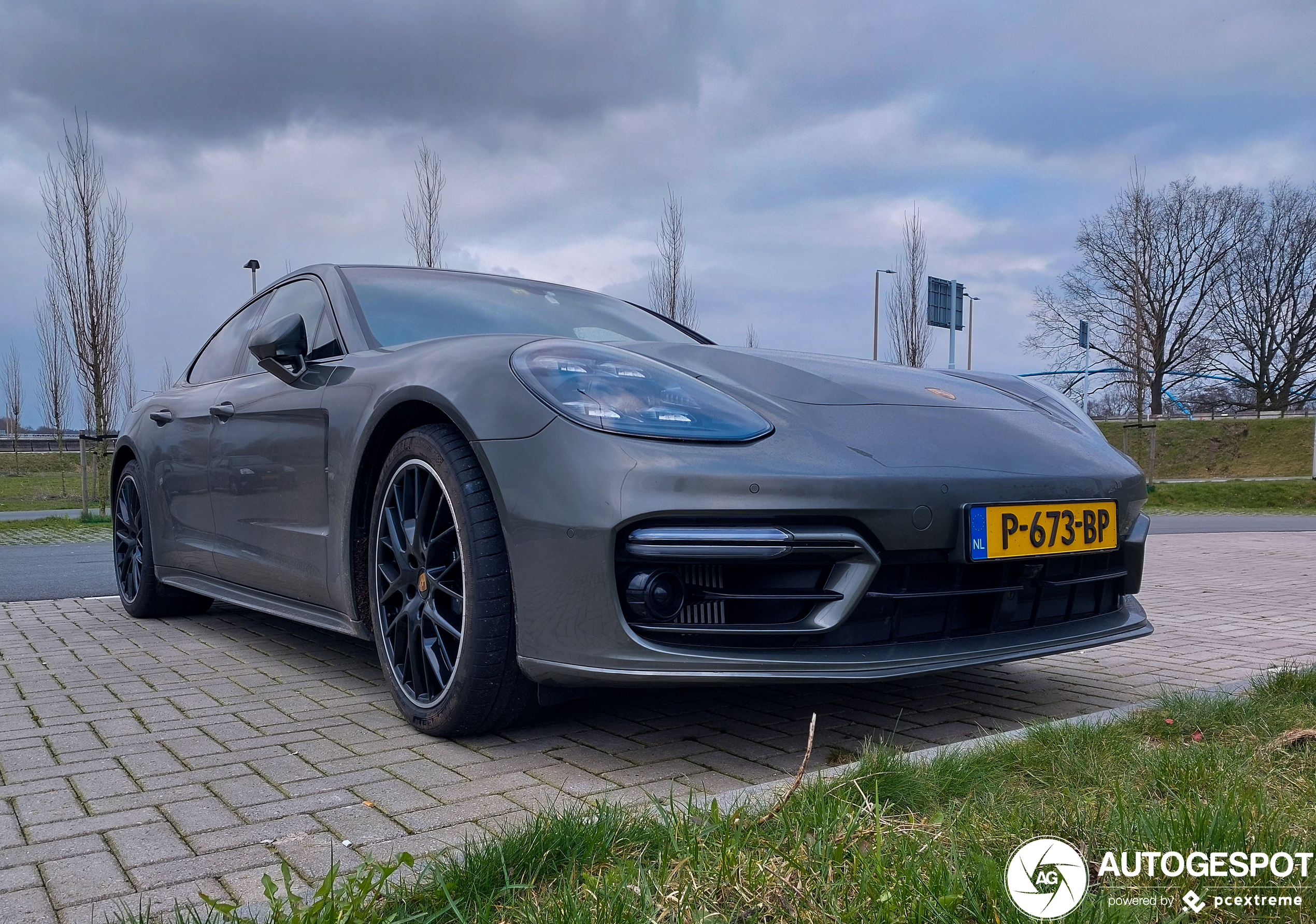 Porsche 971 Panamera Turbo S E-Hybrid MkII