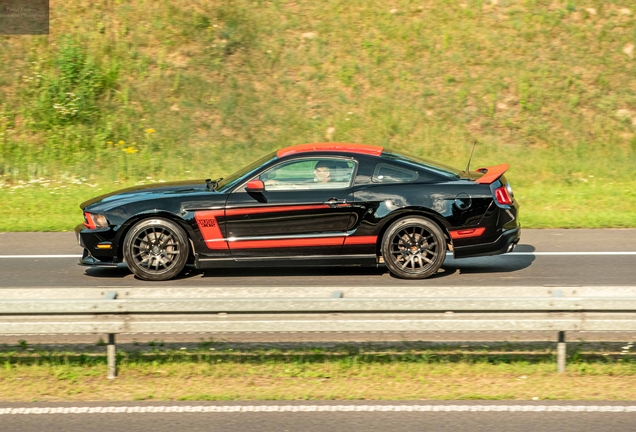 Ford Mustang Boss 302 Laguna Seca 2012