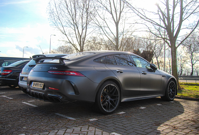 Mercedes-AMG GT 63 S X290