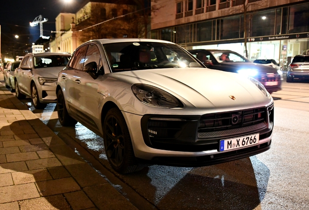 Porsche 95B Macan GTS MkIII