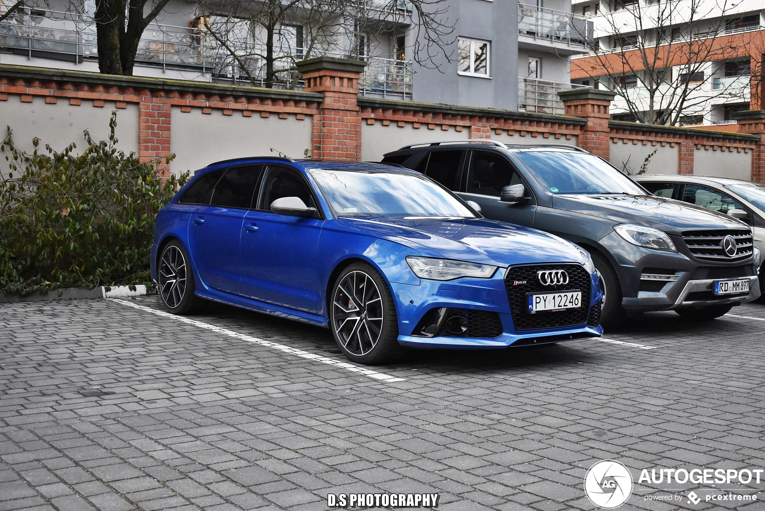 Audi RS6 Avant C7 2015