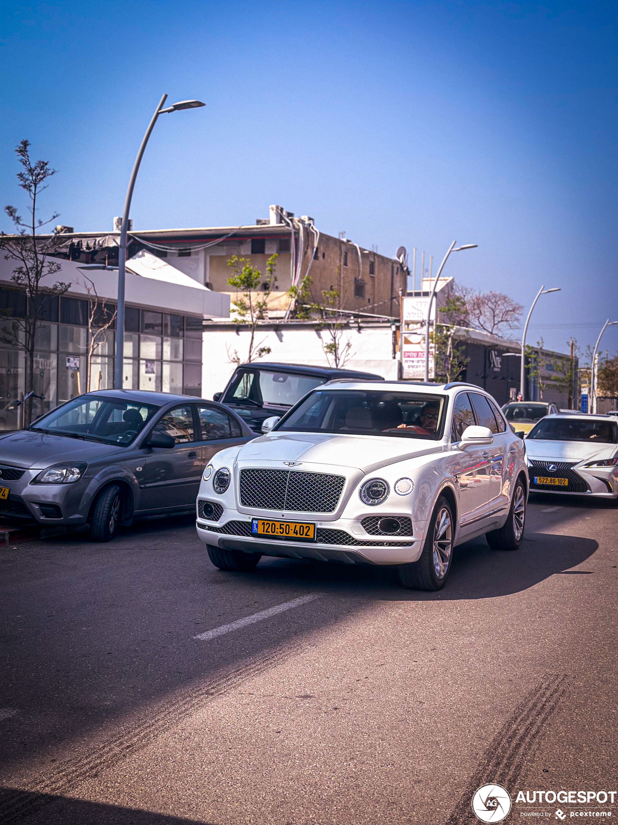 Bentley Bentayga Hybrid