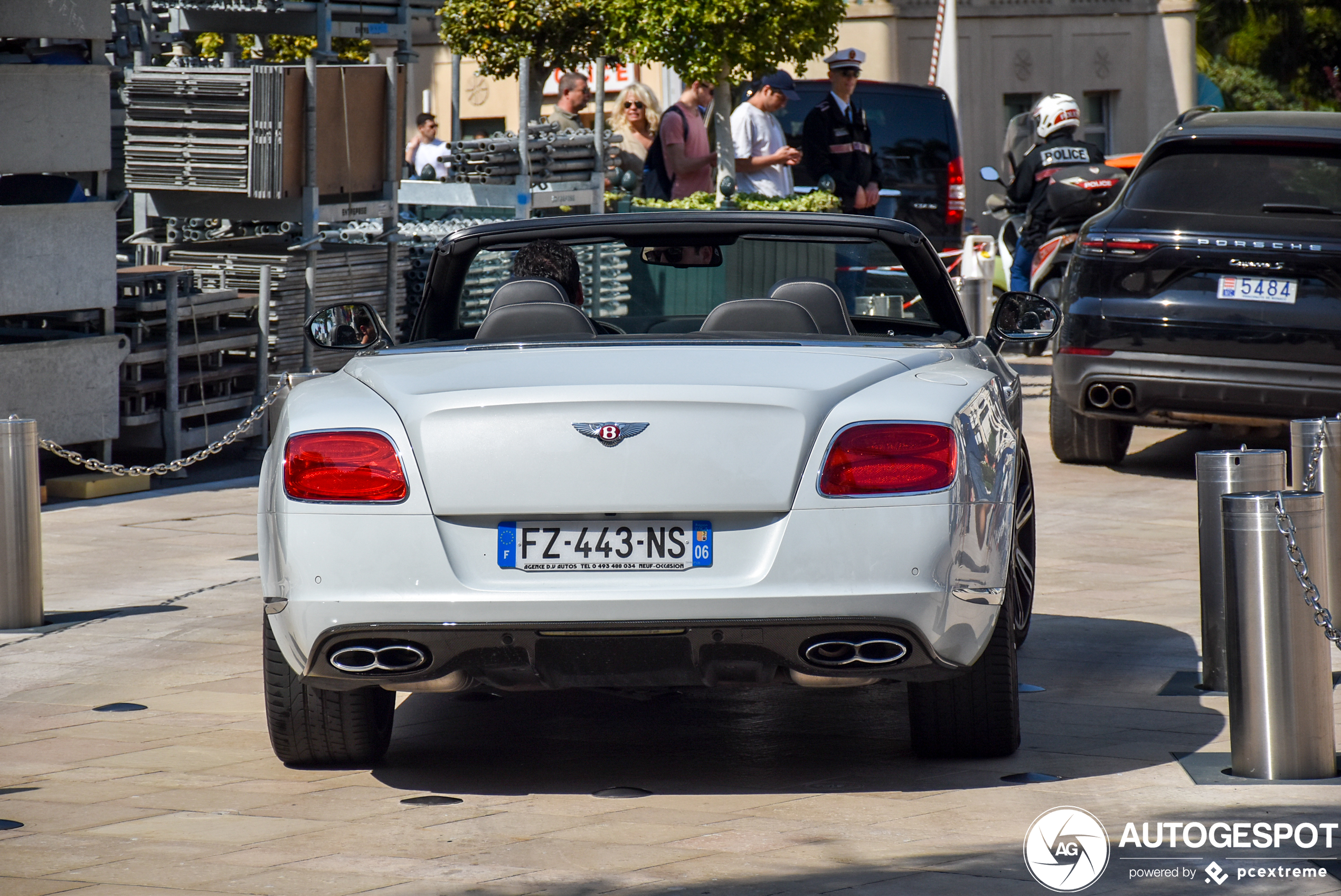 Bentley Continental GTC V8