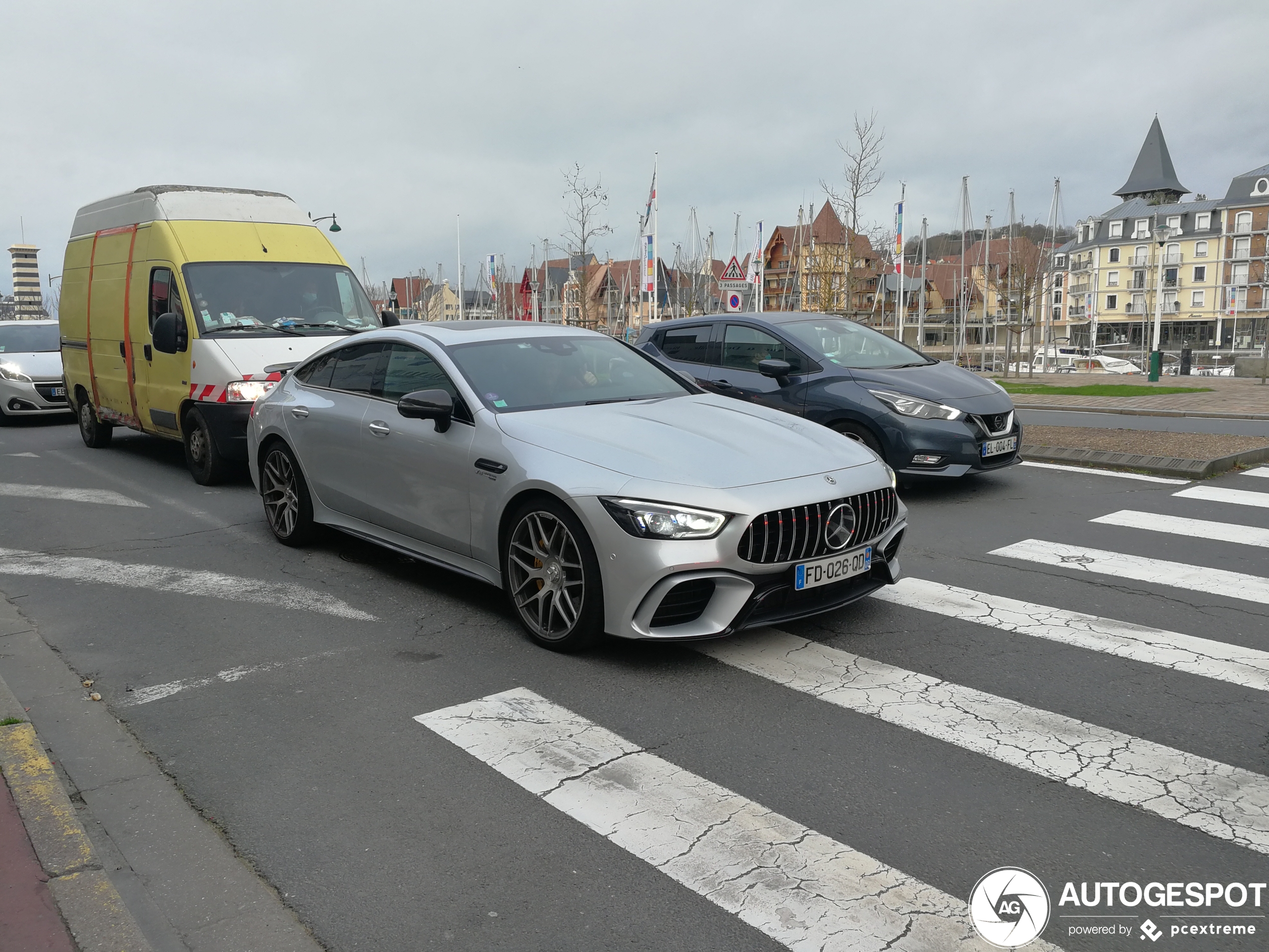 Mercedes-AMG GT 63 S X290