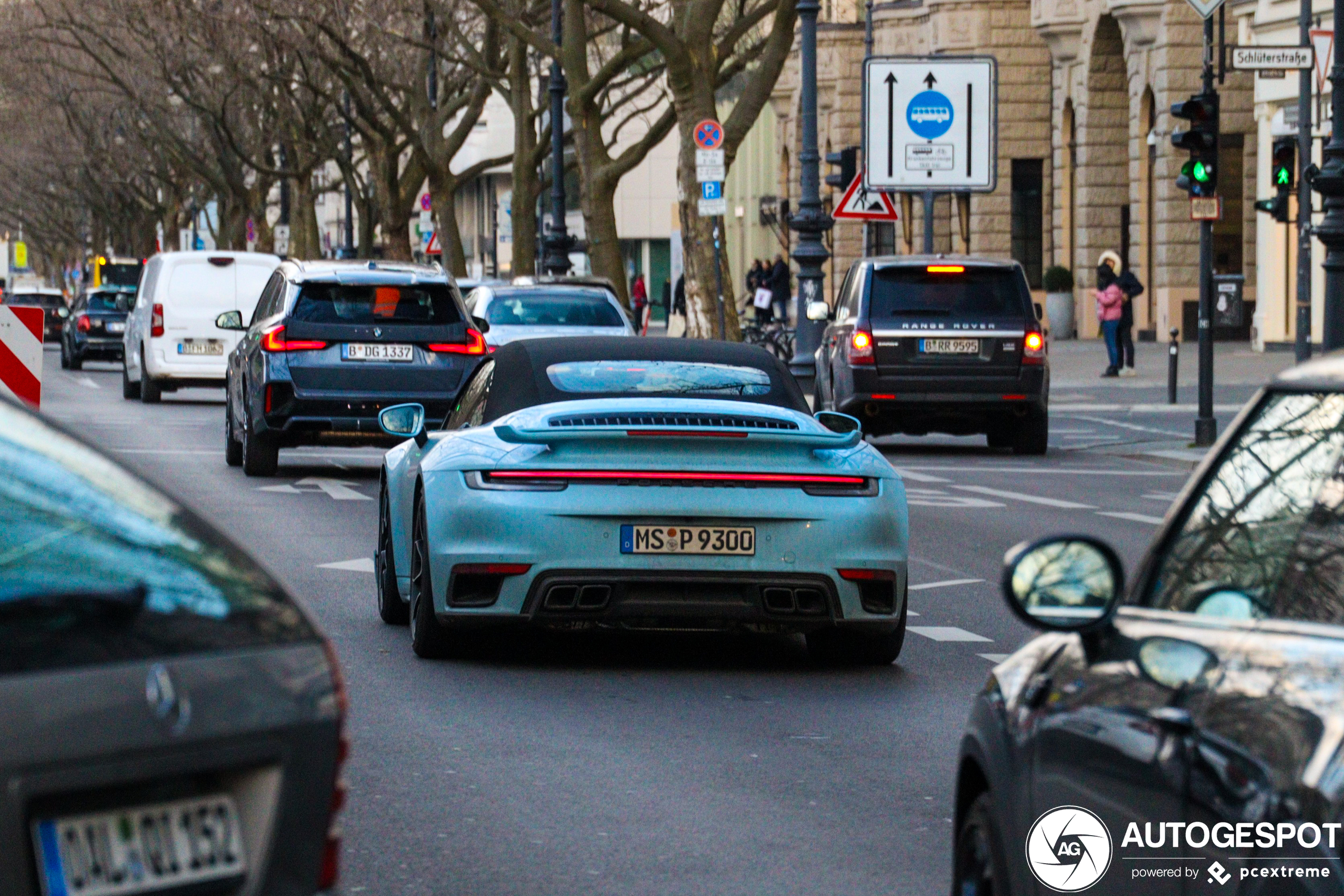 Porsche 992 Turbo Cabriolet