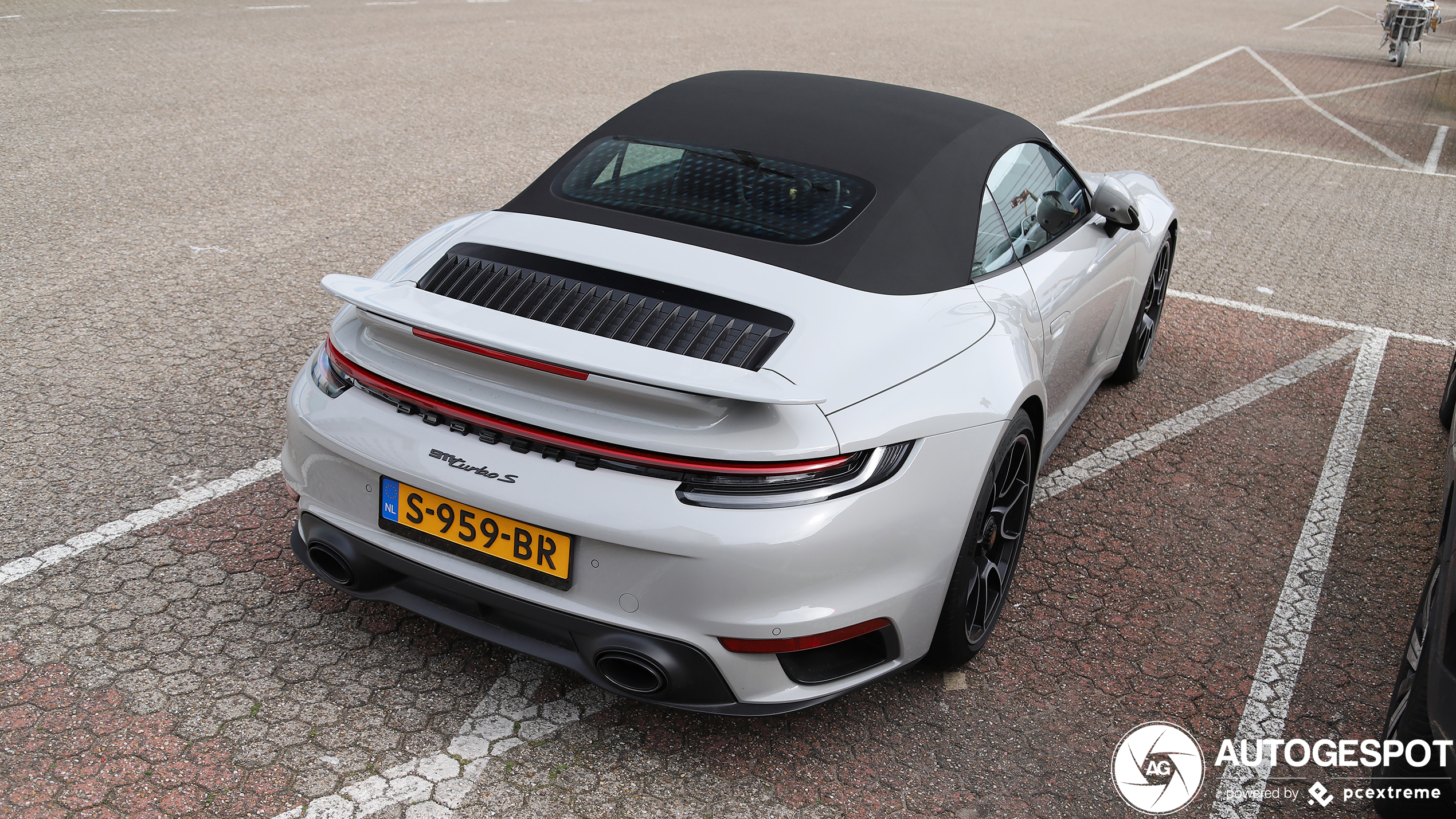 Porsche 992 Turbo S Cabriolet