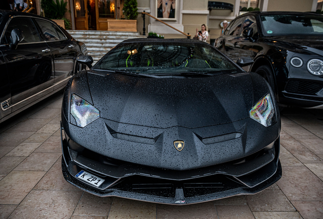 Lamborghini Aventador LP770-4 SVJ