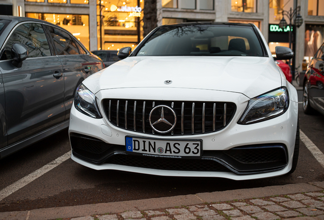 Mercedes-AMG C 63 S W205 2018