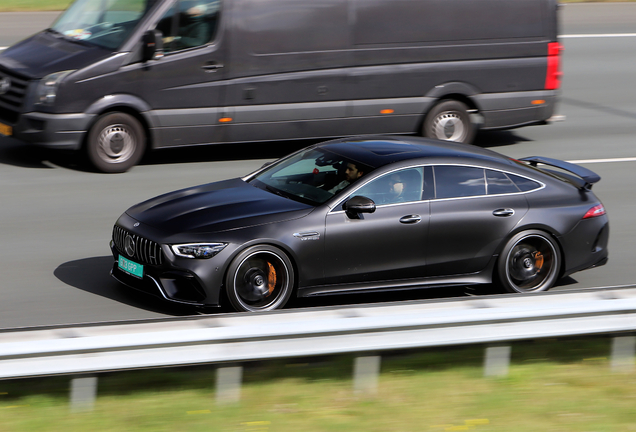 Mercedes-AMG GT 63 S X290