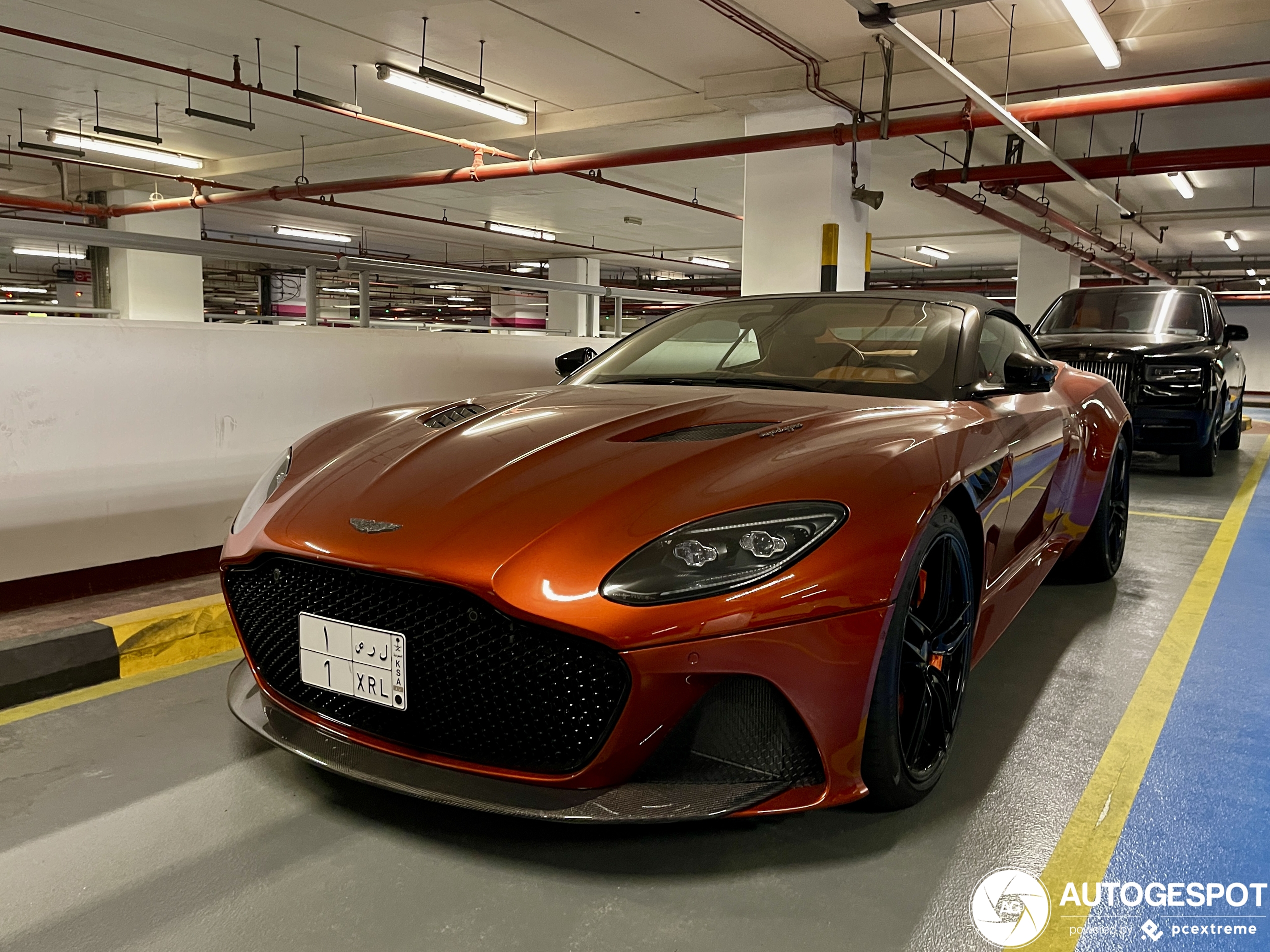 Aston Martin DBS Superleggera Volante