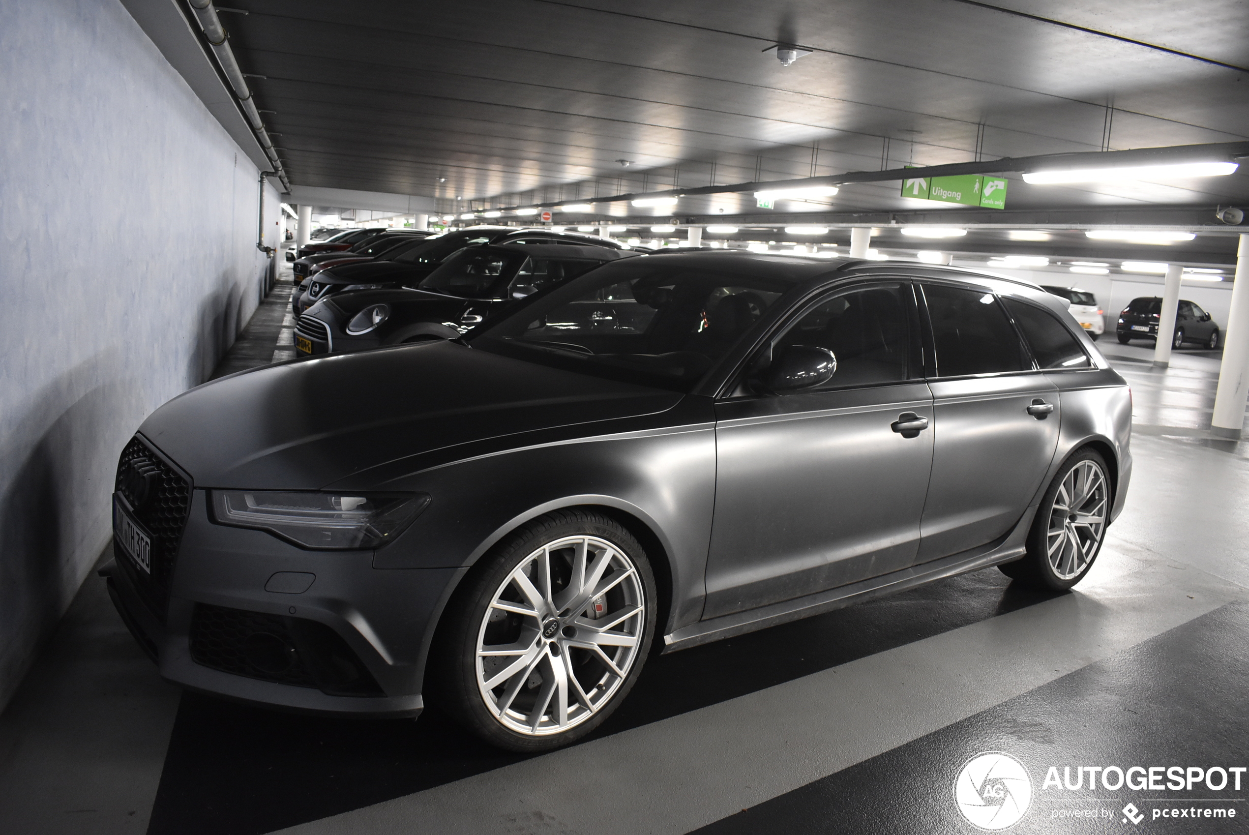 Audi RS6 Avant C7 2015