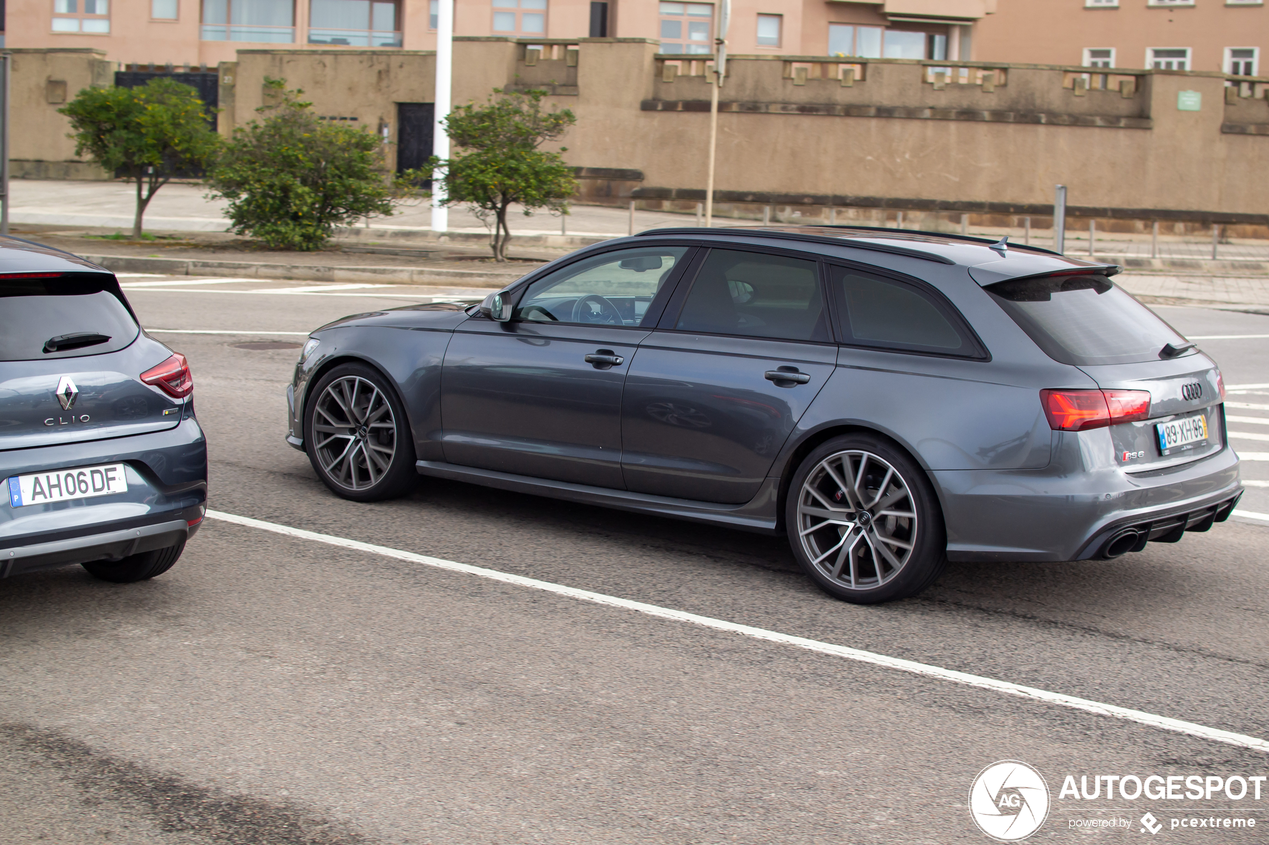 Audi RS6 Avant C7 2015