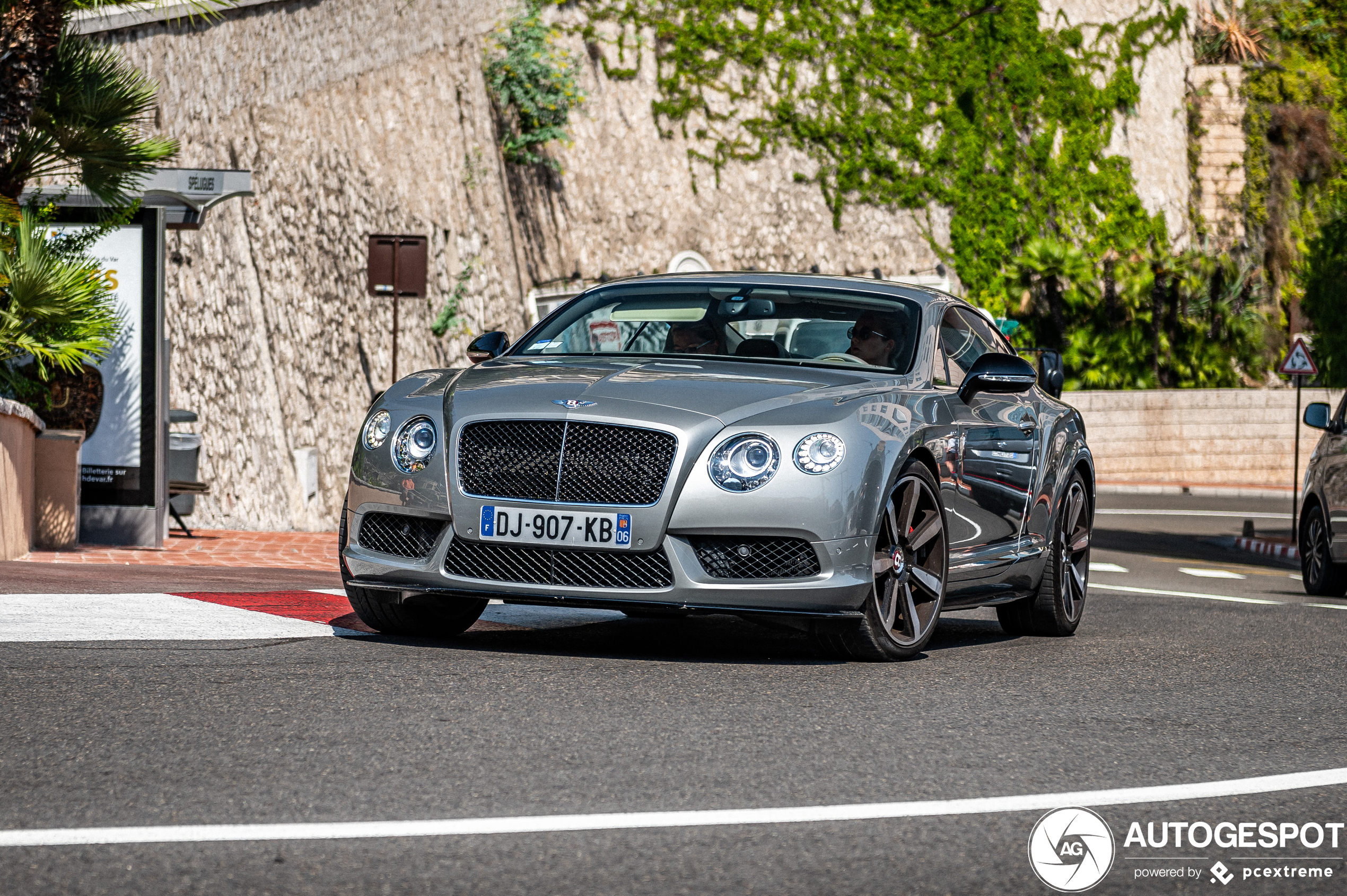 Bentley Continental GT V8 S